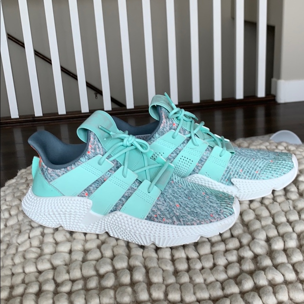 Women’s Adidas Prophere